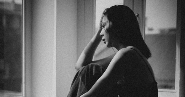 leeg voelen na een miskraam – rouw en gemis na zwangerschapverlies